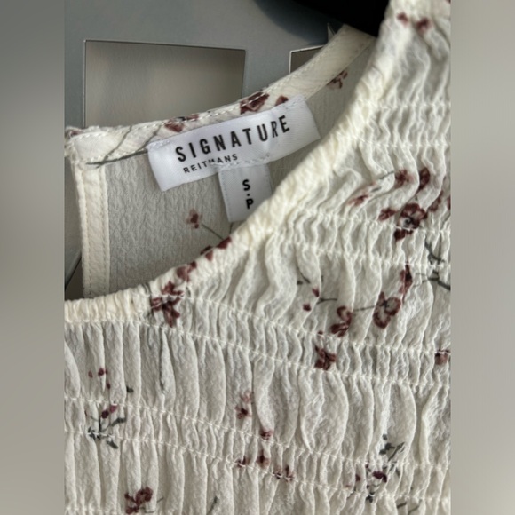 Reitmans chiffon floral top - Picture 4 of 4